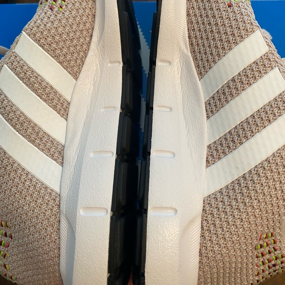 *RARE* Adidas Swift Run Clear Brown White Black Core Size 7.5 - Picture 5 of 7